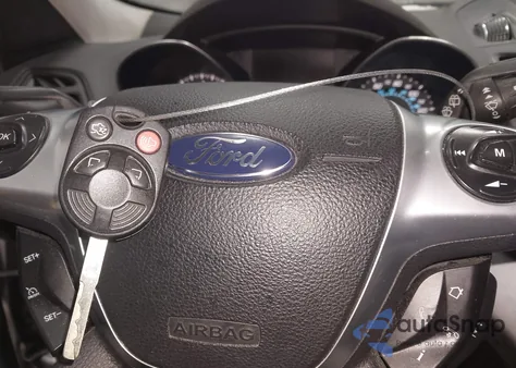 2013 Ford Escape Se из США, поврежденный, VIN 1FMCU9GX1DUB97635